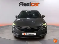 Usado Opel Astra Innovation 150 CV (110 kW) 2019 Gris Familiar