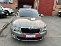 Usado Skoda Superb Ambition 140 CV (102 kW) 2013 Beige Berlina