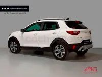 Usado Kia Stonic GT-Line 100 CV (73 kW) 2025 Blanco SUV