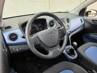 Usado Hyundai i10 66 CV (48 kW) 2015 Blanco Utilitario