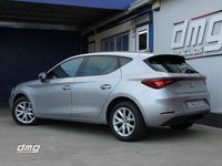 Usado Seat Leon Style 131 CV (96 kW) 2021 Gris / plata Berlina