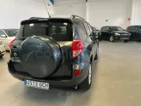 Usado Toyota RAV4 Sol 136 CV (100 kW) 2008 Gris / plata SUV