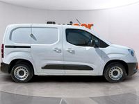 Usado Opel Combo Edition 102 CV (75 kW) 2023 Blanco Monovolumen