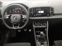 Usado Skoda Karoq SportLine 150 CV (110 kW) 2024 Gris plata SUV