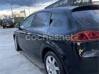Usado Seat Leon Reference 105 CV (77 kW) 2007 Negro Utilitario