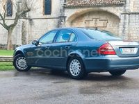 Usado Mercedes E280 Avantgarde 190 CV (139 kW) 2005 Azul Berlina