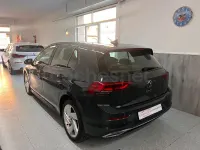 Usado VW Golf VIII GTE 245 CV (180 kW) 2022 Gris / plata Berlina