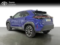 Usado Toyota Yaris Cross Active 130 CV (95 kW) 2025 Gris / plata SUV