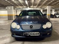 Usado Mercedes C200 163 CV (119 kW) 2001 Verde Berlina