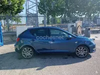 Usado Seat Ibiza FR 105 CV (77 kW) 2015 Azul Berlina
