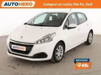 Usado Peugeot 208 Active 82 CV (60 kW) 2019 Blanco Utilitario