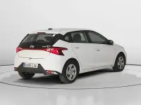 Usado Hyundai i20 100 CV (73 kW) 2021 Blanco Utilitario