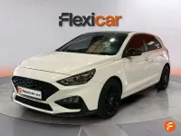 Usado Hyundai i30 N Line 120 CV (88 kW) 2024 Blanco Berlina