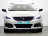 Usado Peugeot 308 GT-line 130 CV (95 kW) 2019 Blanco