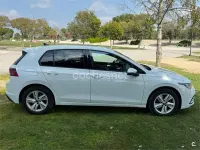 Usado VW Golf VIII Life 150 CV (110 kW) 2020 Blanco Berlina