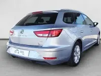 Usado Seat Leon Style 110 CV (80 kW) 2018 Gris