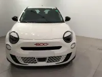Usado Fiat 600E Red 114 kW (156 CV) 2024 Blanco