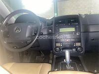 Usado VW Touareg 220 CV (161 kW) 2005 Negro SUV