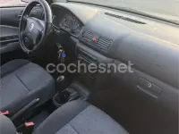 Usado Skoda Octavia Tour 90 CV (66 kW) 2005 Azul Berlina