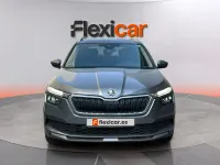 Usado Skoda Kamiq Ambition 110 CV (80 kW) 2022 Gris SUV