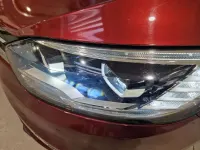 Usado Renault Scénic IV Edition One 110 CV (80 kW) 2017 Rojo Monovolumen