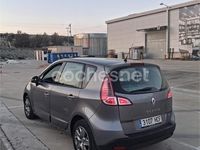 Usado Renault Scénic III Dynamique 110 CV (80 kW) 2011 Gris / plata Monovolumen