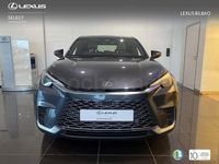 Usado Lexus LBX 136 CV (100 kW) 2025 Gris / plata SUV