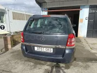Usado Opel Zafira Enjoy 100 CV (73 kW) 2008 Gris / plata Monovolumen