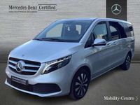 Usado Mercedes V250 2023 Plateado Monovolumen