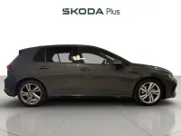 Usado VW Golf VIII R-line 150 CV (110 kW) 2022 Gris Berlina