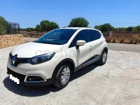 Usado Renault Captur Intens 90 CV (66 kW) 2014 Beige SUV