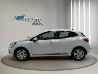 Usado Renault Clio V Zen 140 CV (102 kW) 2021 Blanco Berlina