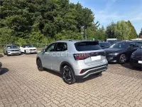 Usado VW T-Cross R-line 150 CV (110 kW) 2025 Gris / plata SUV