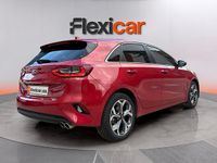 Usado Kia Ceed 136 CV (100 kW) 2021 Rojo Utilitario