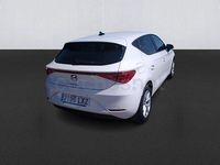 Używany Seat Leon Style 110 KM (80 kW) 2022 Biały Sedan/Limuzyna