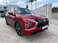 Usado Mitsubishi Eclipse Cross Motion 188 CV (138 kW) 2022 Rojo SUV