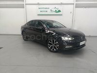 Usado VW Passat Executive 150 CV (110 kW) 2022 Negro Familiar