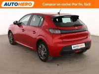 Usado Peugeot 208 Active 101 CV (74 kW) 2021 Rojo Utilitario