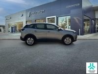 Usado Peugeot 3008 Active 131 CV (96 kW) 2021 Gris SUV
