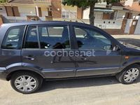 Usado Ford Fusion 90 CV (66 kW) 2006 Gris / plata Utilitario