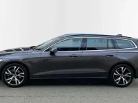 Usado Volvo V60 Core 2025 Gris Familiar