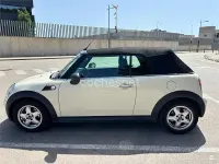 Usado Mini One Cabriolet 98 CV (72 kW) 2011 Beige Descapotable
