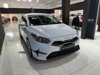 Usado Kia Ceed 120 CV (88 kW) 2024 Blanco Utilitario