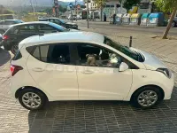 Usado Hyundai i10 66 CV (48 kW) 2019 Blanco Utilitario