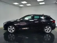 Usado Seat Leon FR 110 CV (80 kW) 2021 Negro Berlina