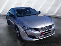 Usado Peugeot 508 Active 130 CV (95 kW) 2022 Gris / plata Berlina