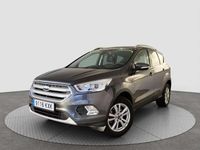 Usado Ford Kuga Trend 150 CV (110 kW) 2019 Gris / plata SUV