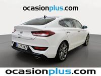Usado Hyundai i30 Style 140 CV (102 kW) 2018 Blanco Berlina