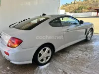 Usado Hyundai Coupé 105 CV (77 kW) 2005 Gris / plata Coupe