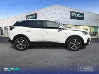 Usado Peugeot 3008 Allure 130 CV (95 kW) 2020 Blanco SUV